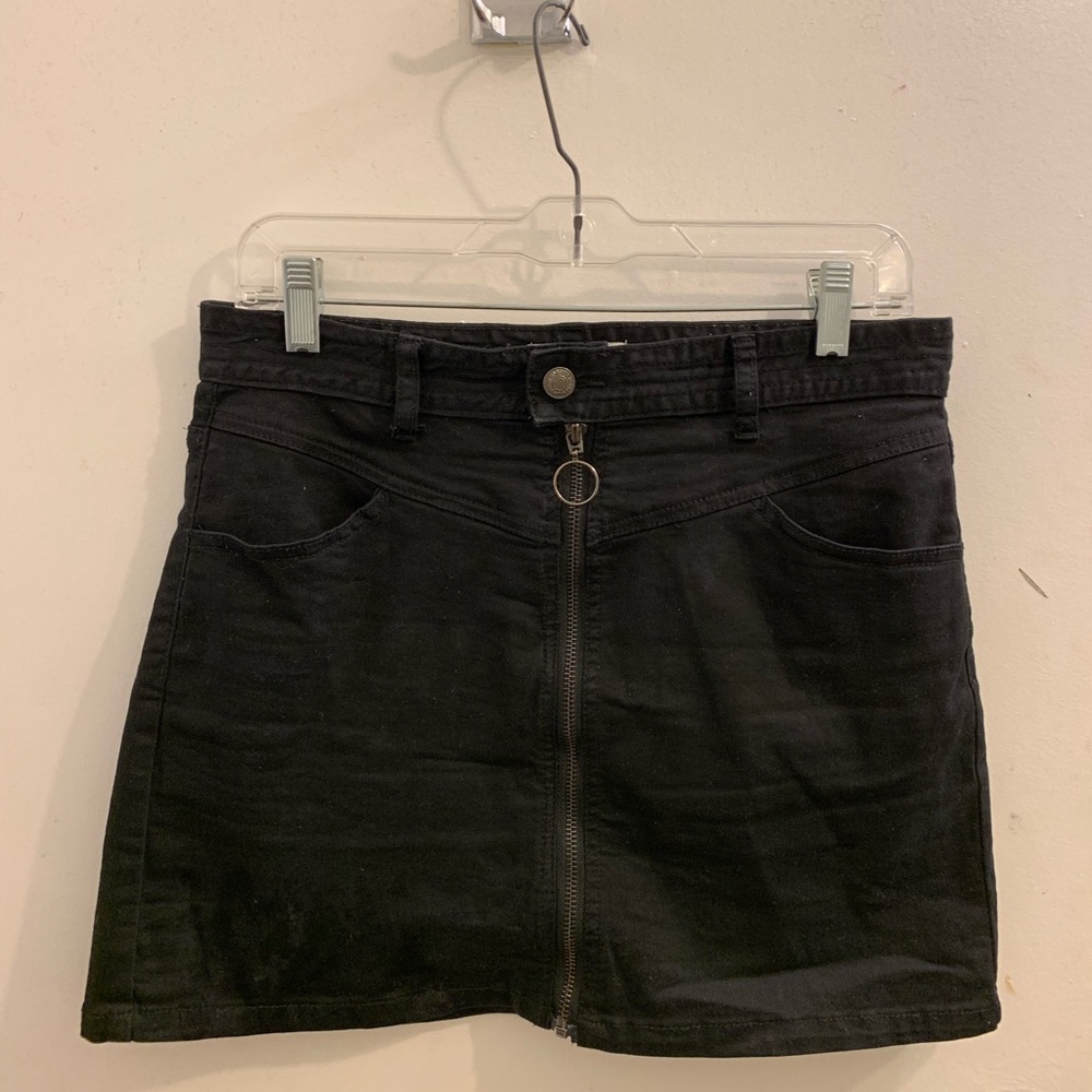 Forever 21 Zip Up High Waisted Mini Skirt